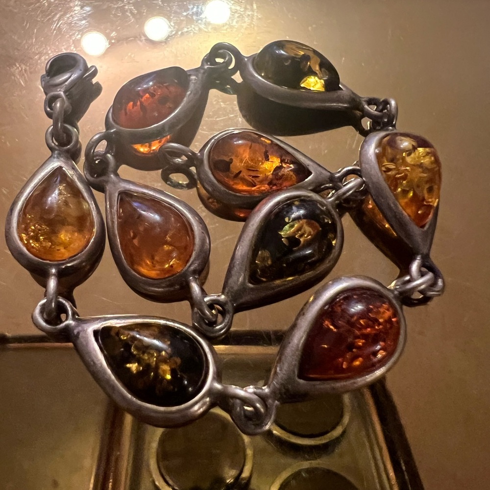 Vintage Amber Teardrop Bracelet